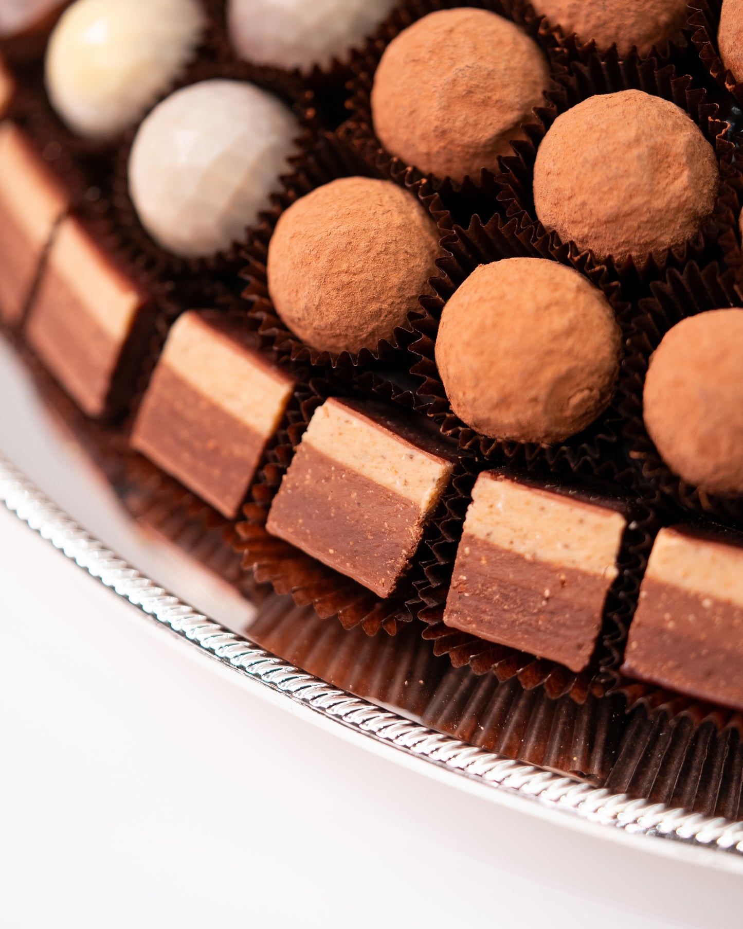 Vases & Trays / 1.460 gram