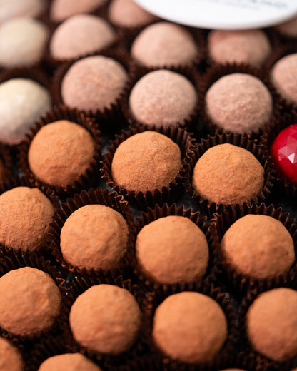 Vases & Trays / 1.460 gram