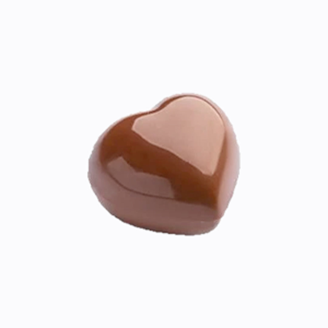 حلوى البندق على شكل قلب - برالين ناعم مع البندق